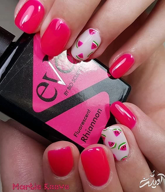 عکس مدل ناخن شب یلدا